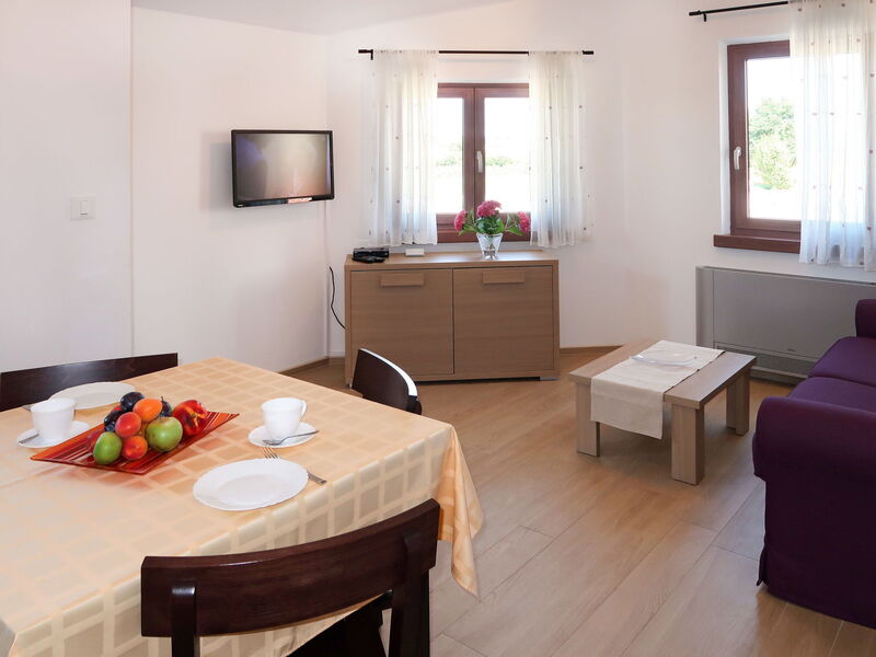 Accommodation:&nbsp;Miro (Lbn500) 773.1