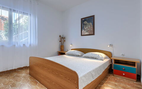Rabac 638: Furniture, Bed, Interior Design, Bedroom, Floor, Flooring, Wood, Room, Bedding, Bed Sheet