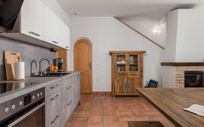Accommodation:&nbsp;Albertina 613.2