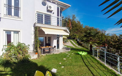 Accommodation:&nbsp;Bella Vista (Opa105) 605.6