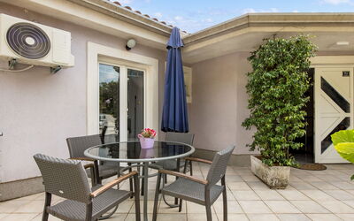 Accommodation:&nbsp;Bella Vista 605.3