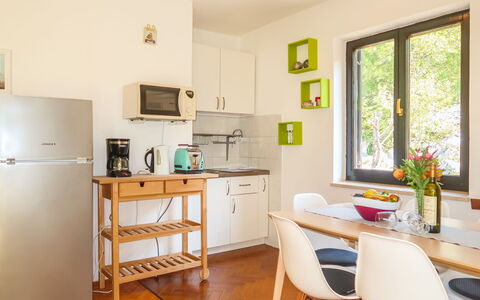 Senj 625: Room, Furniture, Property, Interior Design, Building, Floor, Yellow, House, Table, Kitchen