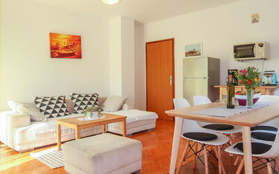Accommodation:&nbsp;Novak 625.2