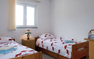 Accommodation:&nbsp;Golic 607.2