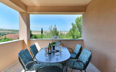 Accommodation:&nbsp;Matas 626.3
