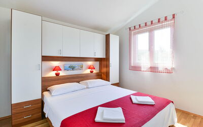 Accommodation:&nbsp;Matas 626.4