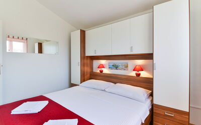 Accommodation:&nbsp;Matas 626.4