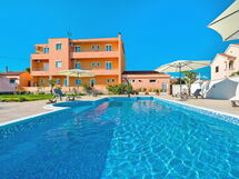 Accommodation:&nbsp;Bonex (Nin162) 604.3