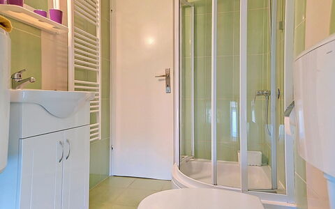 Valentina: Plumbing Fixture, Flooring, Floor, Bathroom, Interior Design, Plumbing, Tap, Room, Bathroom Sink, Sink