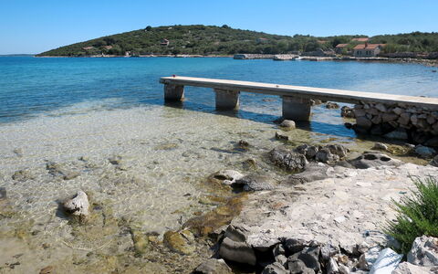 Kalebica: Body Of Water, Coast, Sea, Shore, Beach, Water, Coastal And Oceanic Landforms, Ocean, Bay, Rock