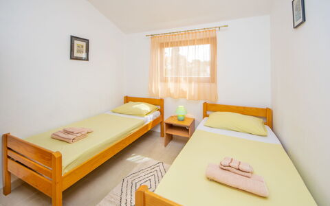 Antonio: Furniture, Property, Comfort, Building, Window, Wood, Interior Design, Bed Frame, Orange, Bed