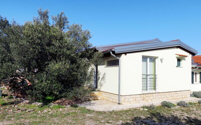 Accommodation:&nbsp;Camp Marko 637.2