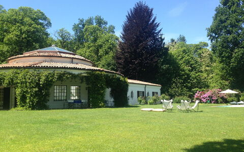Villa Adriana: Property, House, Home, Grass, Garden, Lawn, Yard, Building, Real Estate, Botany