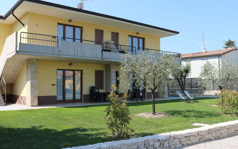 Lazise 741: Plant, Building, Sky, Property, Window, Tree, House, Land Lot, Architecture, Shade