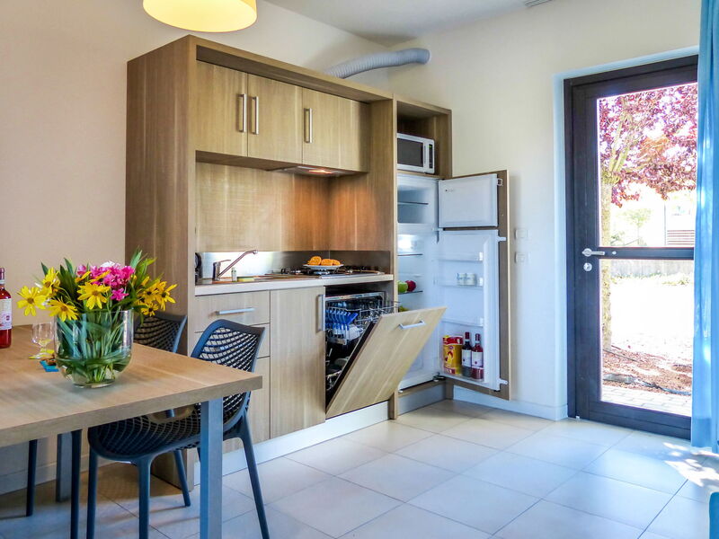 Accommodation:&nbsp;Belvedere Village 652.2