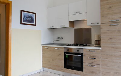 Accommodation:&nbsp;Poggio Al Lago 616.4