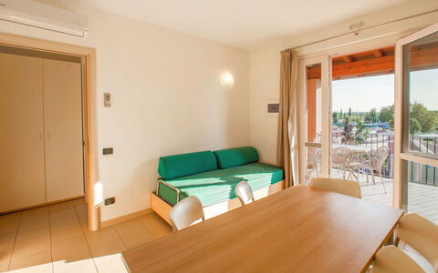 Accommodation:&nbsp;The Garda Village 618.3