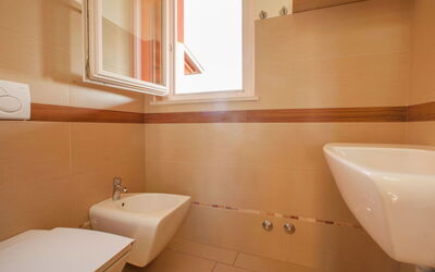 Accommodation:&nbsp;The Garda Village 618.3