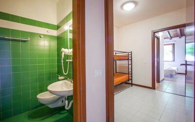Accommodation:&nbsp;The Garda Village 618.3