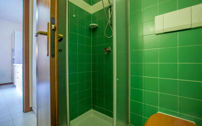 Accommodation:&nbsp;The Garda Village 618.3