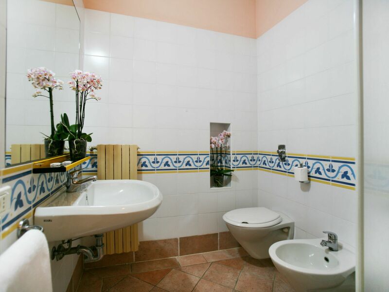 Accommodation:&nbsp;The Garda Village 618.1