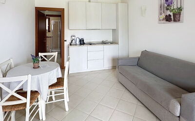 Accommodation:&nbsp;Front Lake Resort le Corti del Lago 617.1