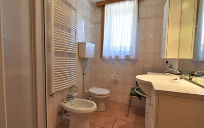 Accommodation:&nbsp;Casa Crapena 619.2