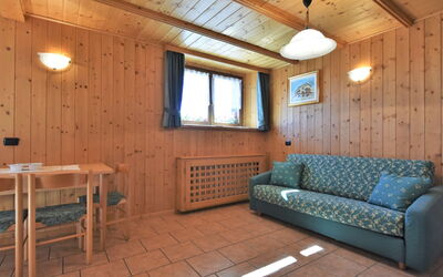 Accommodation:&nbsp;Casa Crapena 619.2
