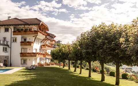 Villandro Villanders 602: Home, Apartment, Balcony, Estate, Villa, Mansion, Hotel, Farmhouse
