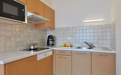 Accommodation:&nbsp;Garden 102 602.1