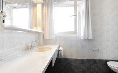 Accommodation:&nbsp;Comfort 301 602.3