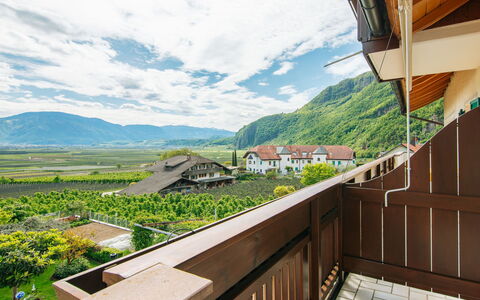 Andriano 602: Cloud, Sky, Property, Building, Plant, Mountain, Wood, House, Natural Landscape, Tree