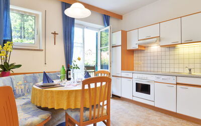 Accommodation:&nbsp;Hocheppan 602.3