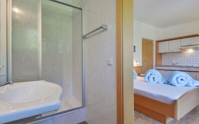 Accommodation:&nbsp;Festenstein 602.4