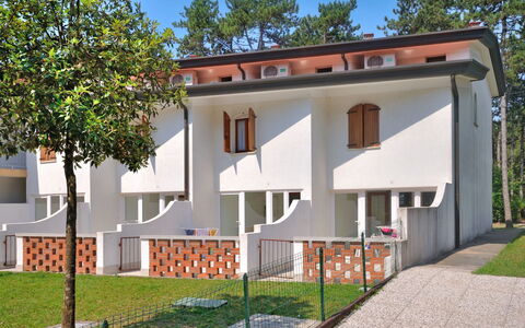 Accommodation:&nbsp;Villaggio Delfino 640.3
