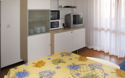 Accommodation:&nbsp;Villaggio Capistrano 657.2