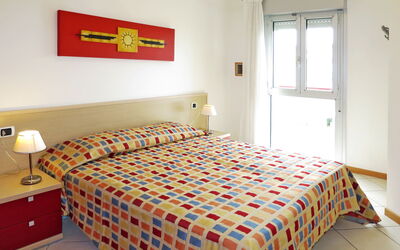 Accommodation:&nbsp;Villaggio Planetarium 661.1