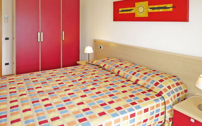 Accommodation:&nbsp;Villaggio Planetarium 661.1