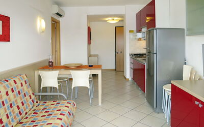 Accommodation:&nbsp;Villaggio Planetarium 661.2