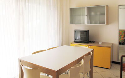 Accommodation:&nbsp;Club dei Pini 677.2