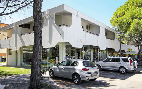 Torcello: Property, Residential Area, Car, Vehicle, House, Building, Architecture, Real Estate, Facade, Home