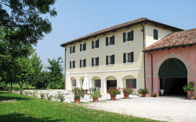 Oderzo 602: Property, Building, House, Estate, Real Estate, Architecture, Home, Villa, Hacienda, Mansion