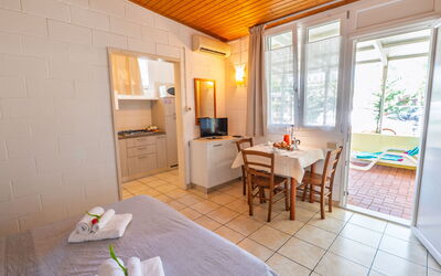 Accommodation:&nbsp;Rosapineta Sud 626.1