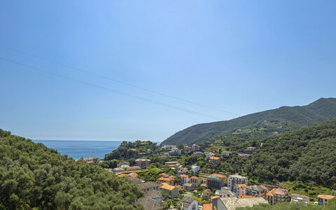 Moneglia 665: Sky, Cloud, Mountain, Plant, Tree, Azure, Land Lot, Vegetation, Natural Landscape, Body Of Water