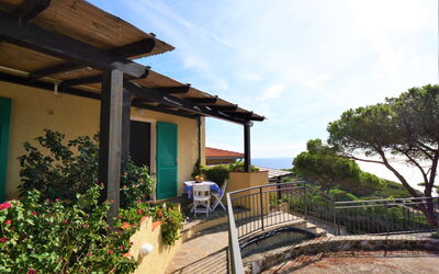 Accommodation:&nbsp;Oasis 2 630.4
