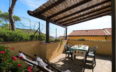 Accommodation:&nbsp;Oasis 2 630.4
