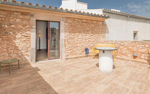 Cordella: Building, Sky, Wood, Shade, Interior Design, Plant, Road Surface, Floor, Flooring, Landscape