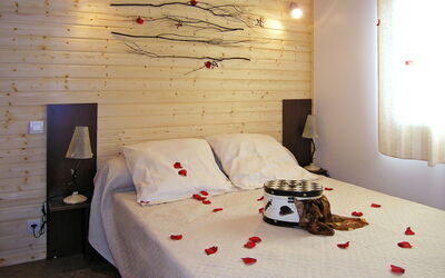 Accommodation:&nbsp;Les Hameaux de Miel-Chalet 6 Pers. 615.1