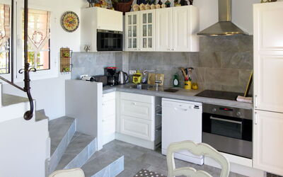 Accommodation:&nbsp;Primavera 611.2