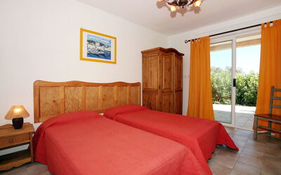 Accommodation:&nbsp;F3 Alba 647.2